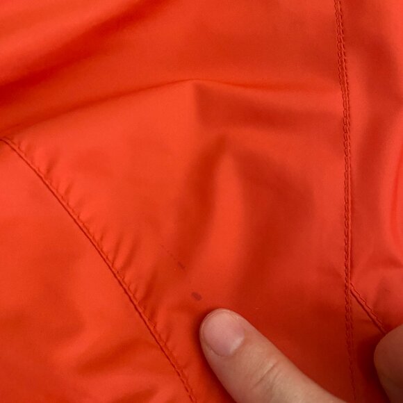 Vintage windbreaker rain jacket - size sm-med - Canadian - mid length, travel - Picture 16 of 16